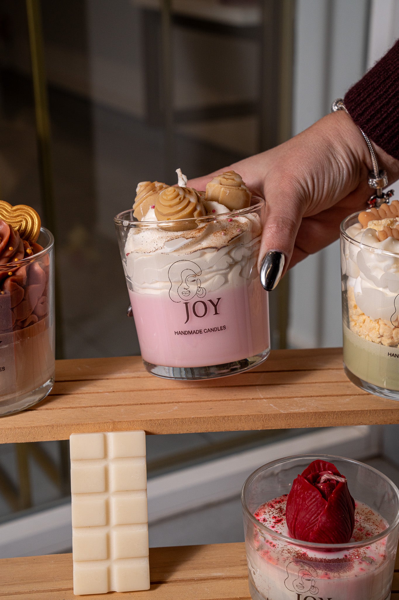 Cinnamon rolls candle(girly version)