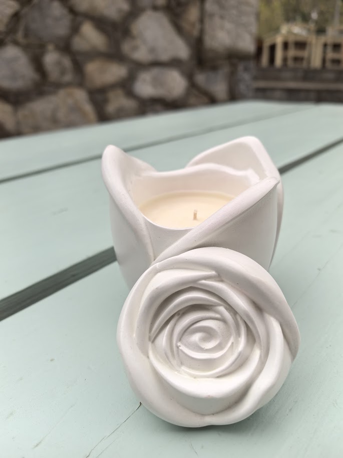 #Mono Rosa Candle