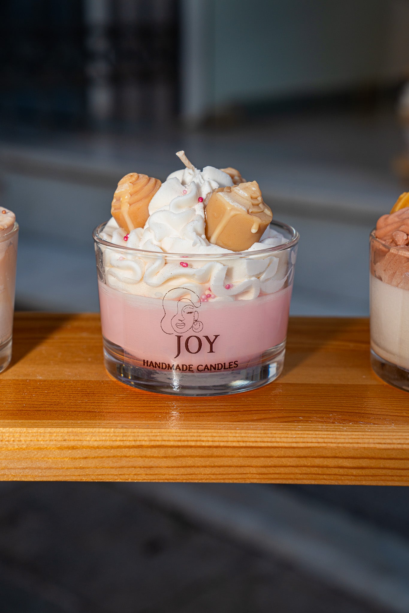 Cinnamon rolls candle(girly version)
