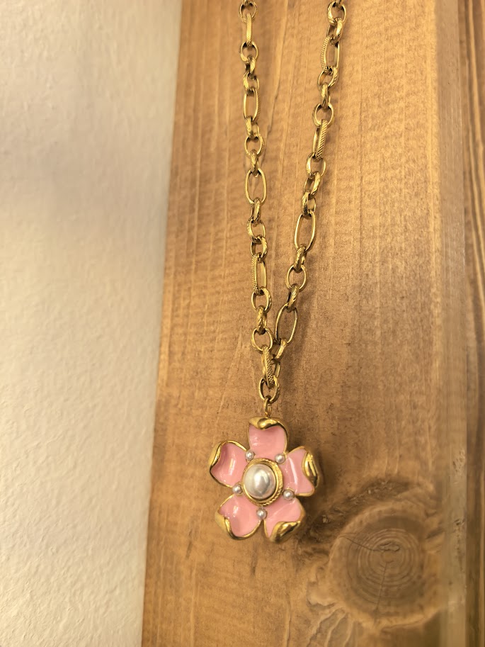 #Floral Elegance Necklace
