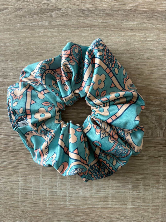 #Sweat pastel scrunchie