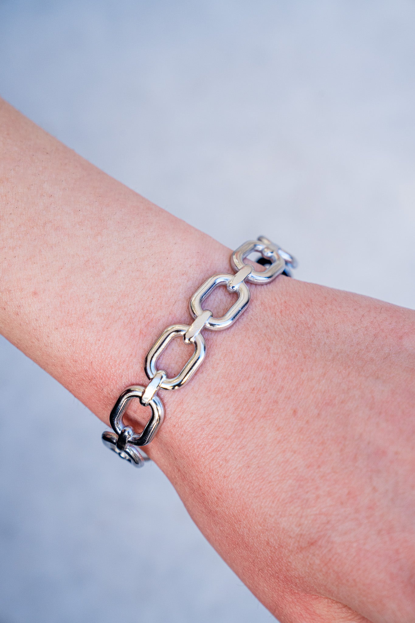 Solid Chain Bracelet